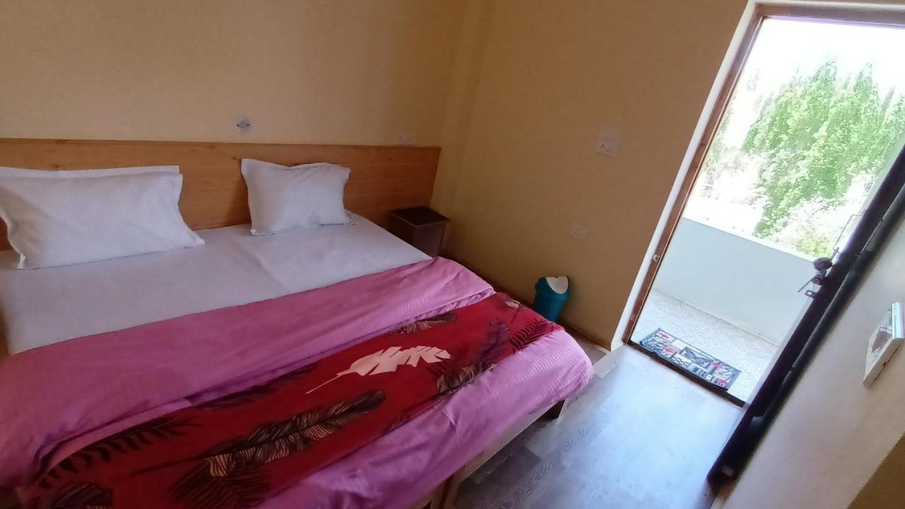 Gonbo Guest House Лех Экстерьер фото