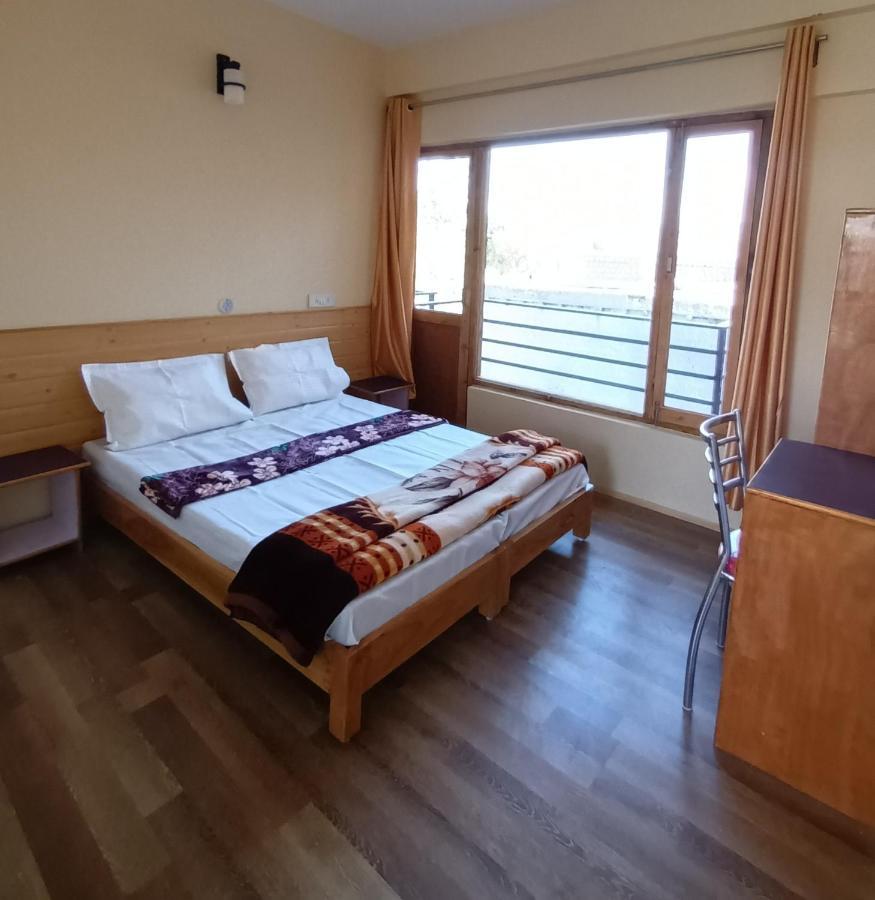 Gonbo Guest House Лех Экстерьер фото